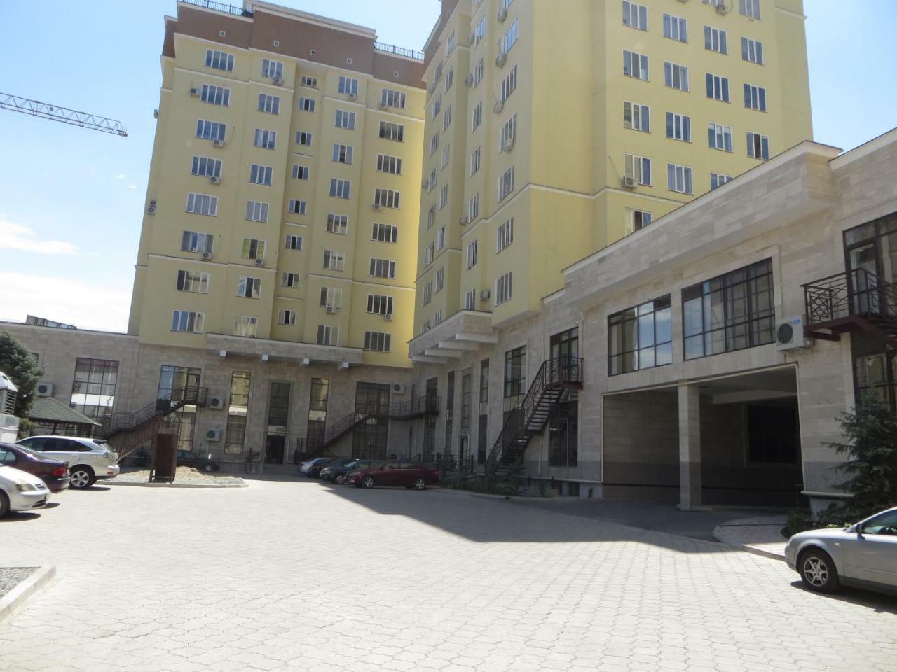 Comfort Apartment Bishkek Exteriör bild